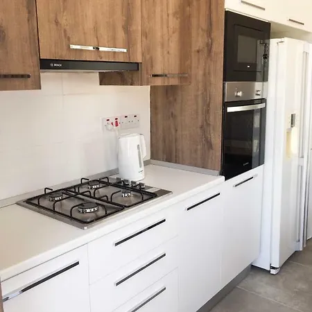 Appartamento 1+1 With Sea View Lapithos (Northern Cyprus)